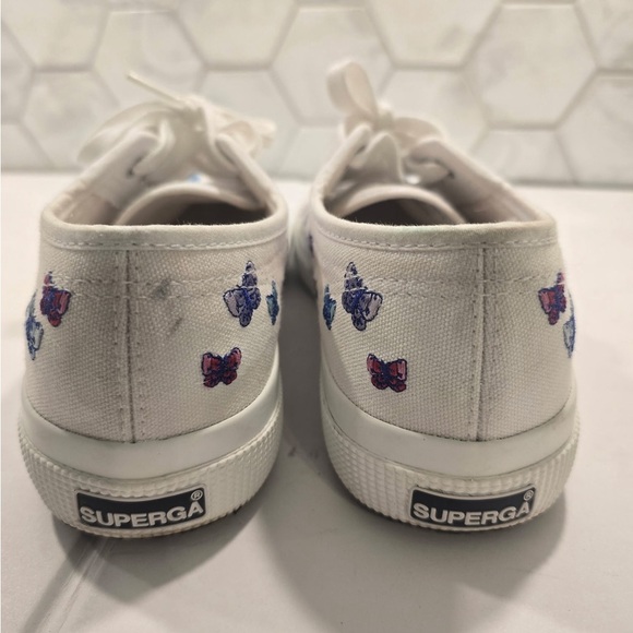 Superga Woman’s White Low Top 2750 Sneakers With Embroidered Butterflies Size 6 - Picture 3 of 6